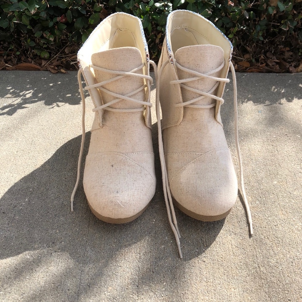 Tan wedge boots